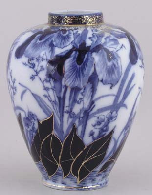 Vase c1910